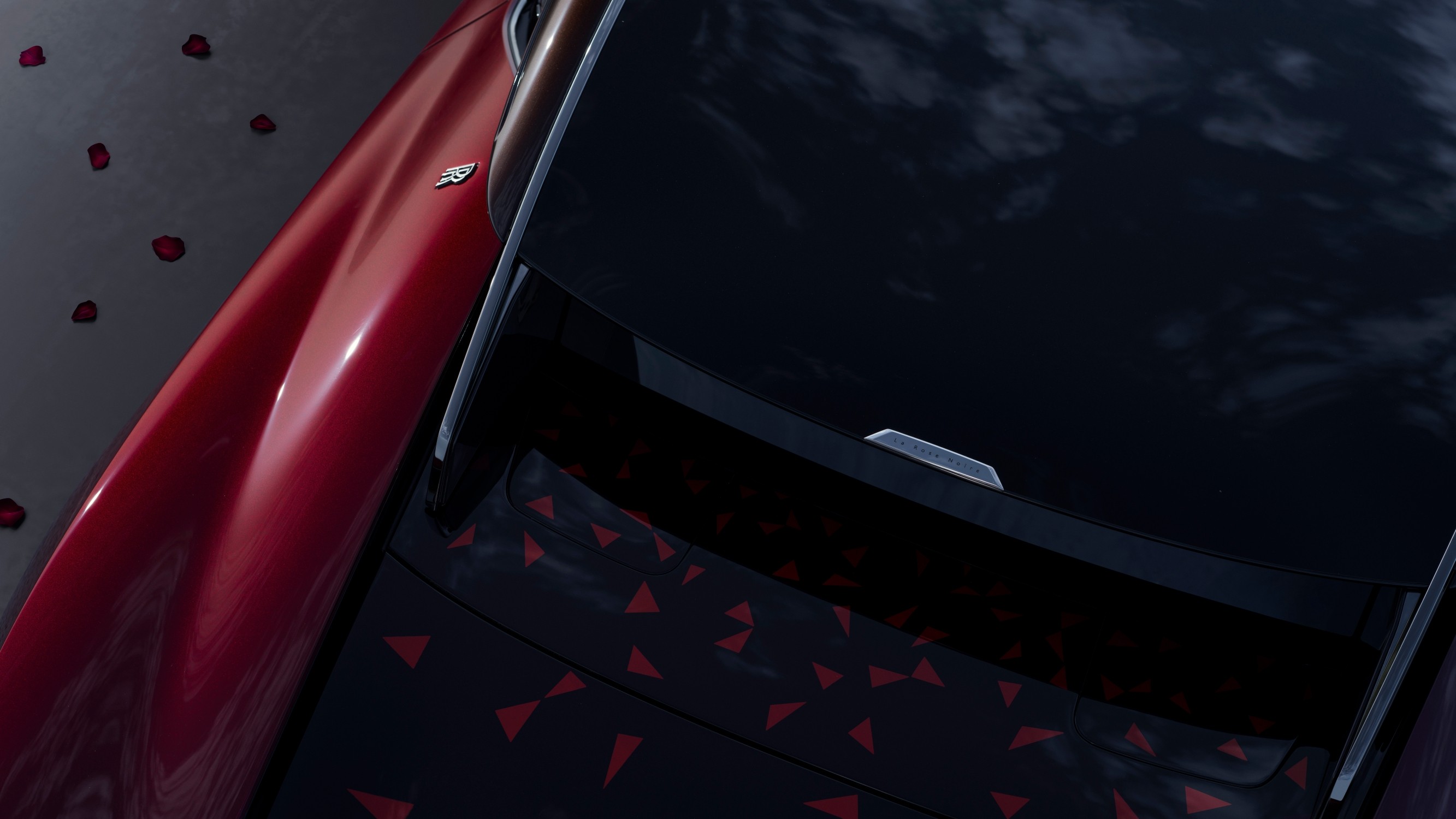 Rolls-Royce La Rose Noire Droptail (2023)