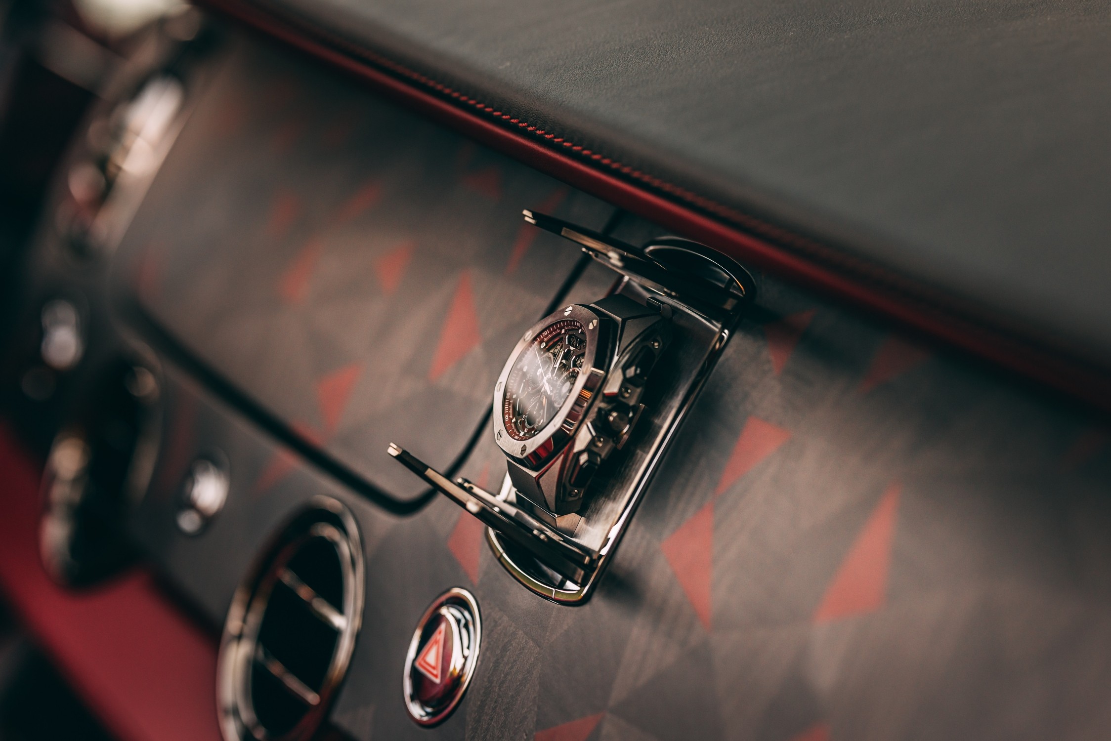 Rolls-Royce La Rose Noire Droptail (2023)