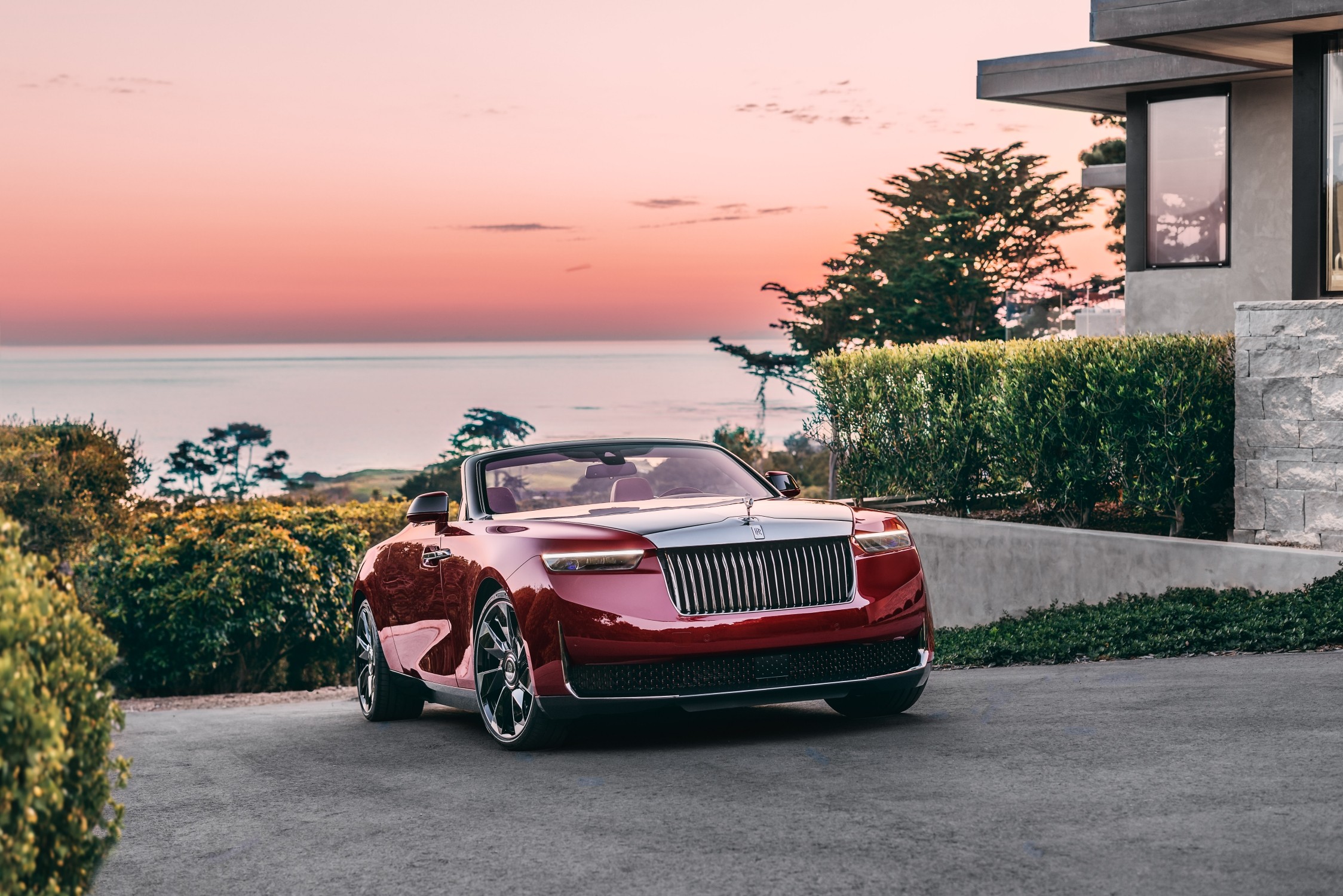 Rolls-Royce La Rose Noire Droptail (2023)