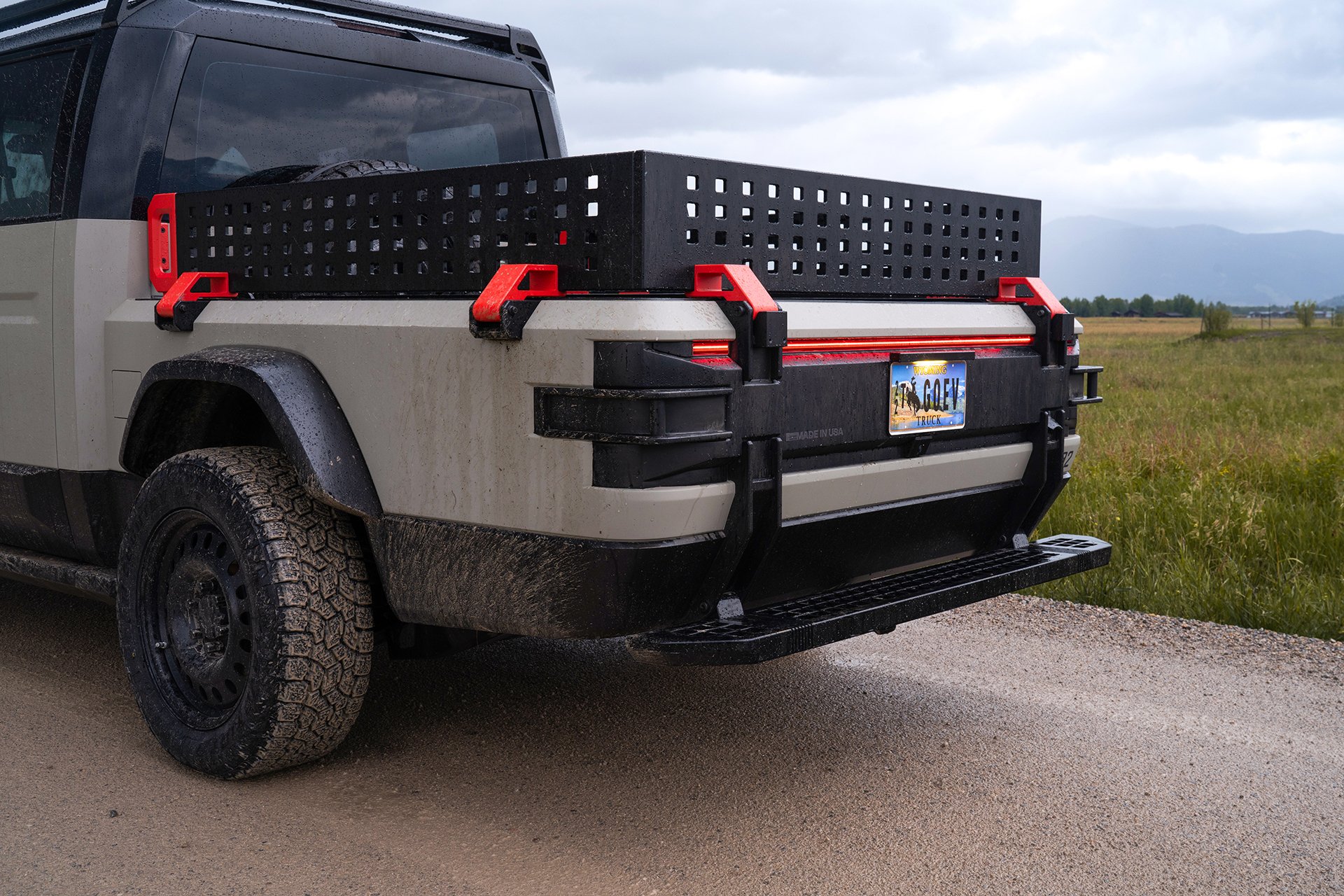Canoo American Bulldog (2023): Tough Military-Themed Electric Pickup