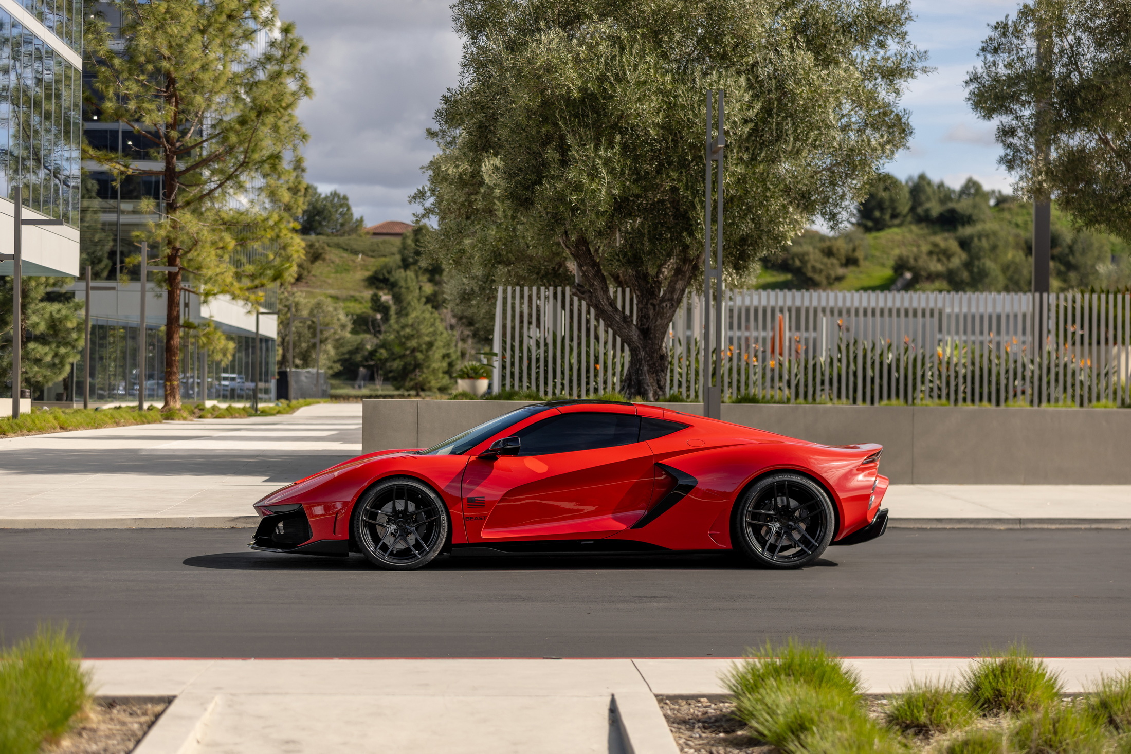 Rezvani Beast (2024): 1,000-HP, Bulletproof Supercar