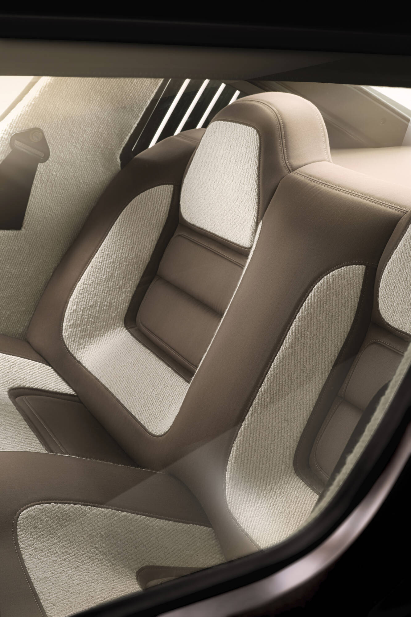 Renault R17 Electric Restomod x Ora Ïto (2024) – Interior