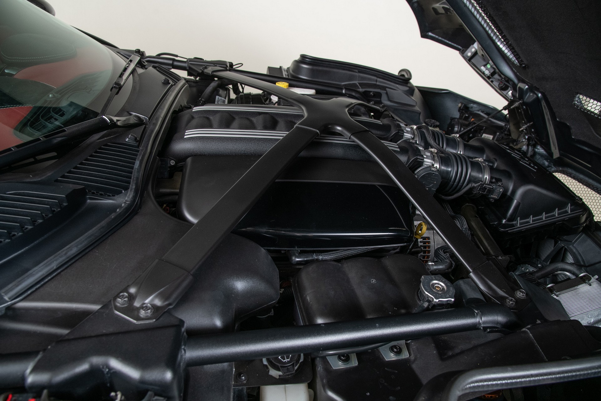 VLF Force 1 V10 (2018)