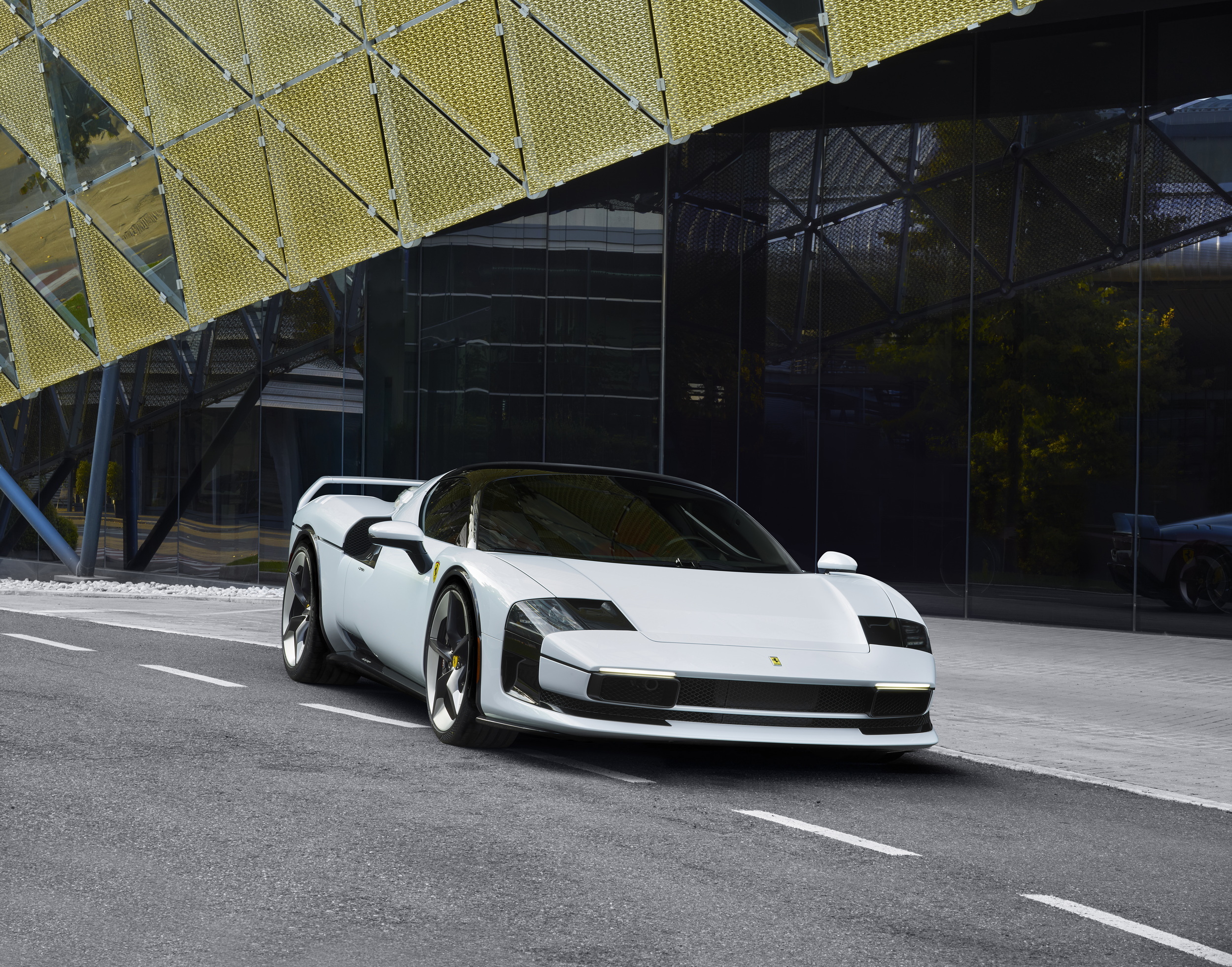 Ferrari SC40 (2025)