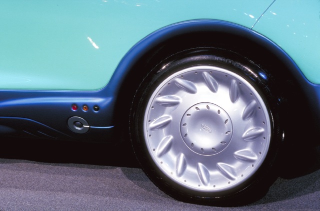 Ford Connector (Ghia)