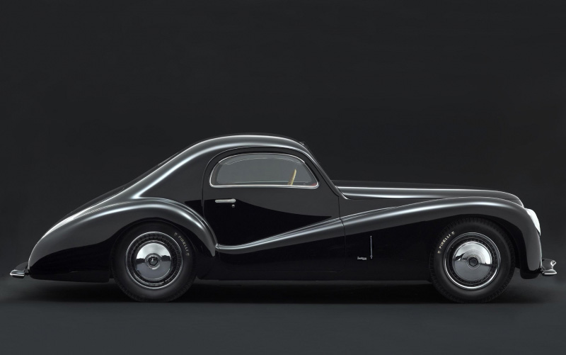 Alfa Romeo 6C 2500 SS Coupe (Bertone), 1942 - Photo: Roberto Carrer