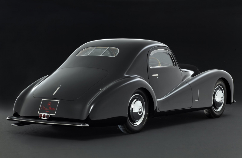 Alfa Romeo 6C 2500 SS Coupe (Bertone), 1942 - Photo: Roberto Carrer