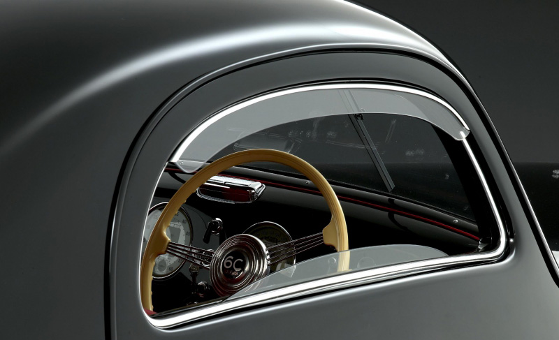 Alfa Romeo 6C 2500 SS Coupe (Bertone), 1942 - Photo: Roberto Carrer