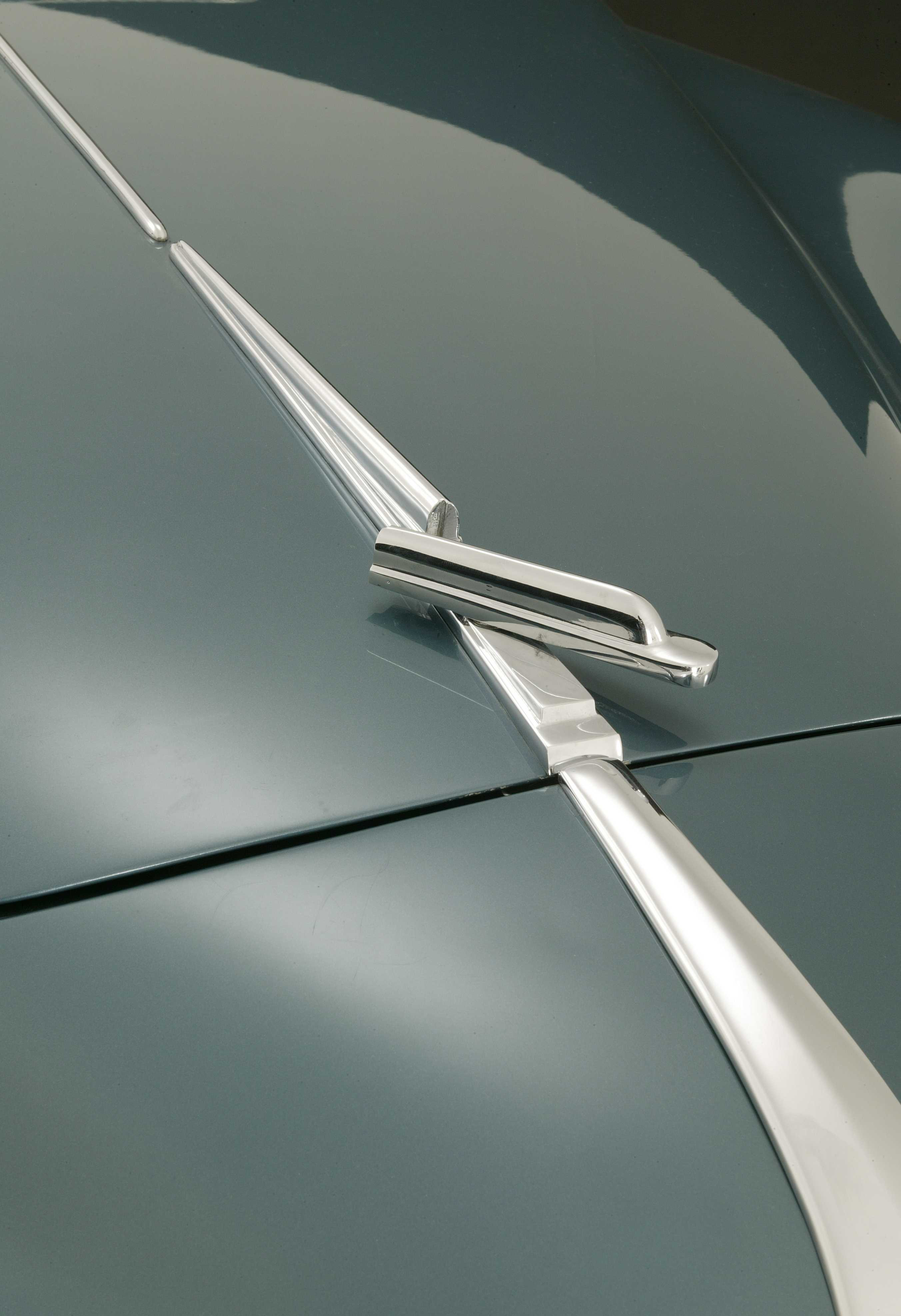 Alfa Romeo 6C 2500 S Cabriolet (Stabilimenti Farina), 1947 - Hood Detail
