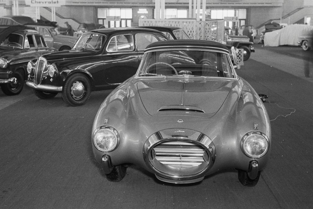 Lancia Aurelia PF200 Convertible (Pininfarina) - Brussels Motor Show (January, 1954) - Photographer: Rudolfo Mailander