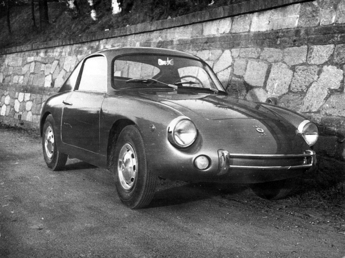 Intermeccanica IMP 700 GT Coupe, 1959