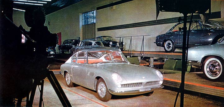 ASA 1000 Ferrarina (Bertone), 1961 - Прототип на стенде Бертоне (Туринский автосалон'61)