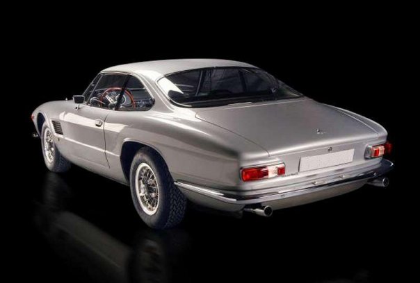 1961 Maserati 5000 GT Coupe (Bertone) - Studios