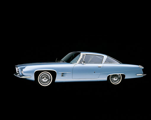 Dual-Ghia L 6.4 Coupe, 1962 - Photo: Ron Kimball