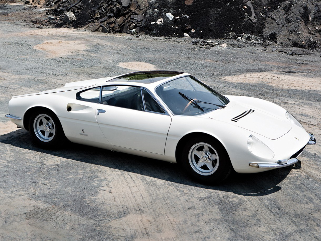 Ferrari 365 P Berlinetta Speciale (Pininfarina), 1966 - Photo: Brian Henniker / Gooding & Company