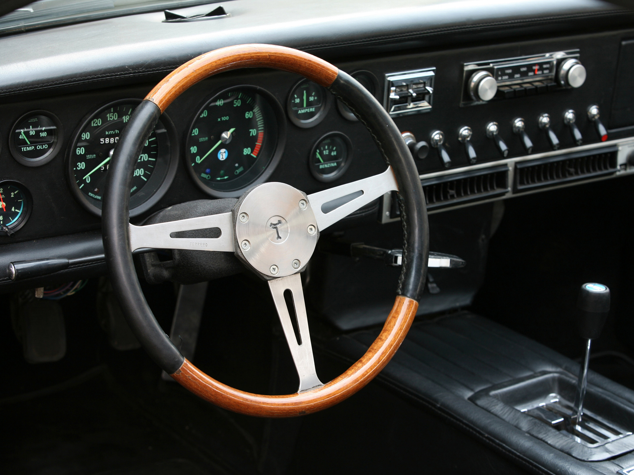 DeTomaso Mangusta (Ghia), 1967–71 - Interior
