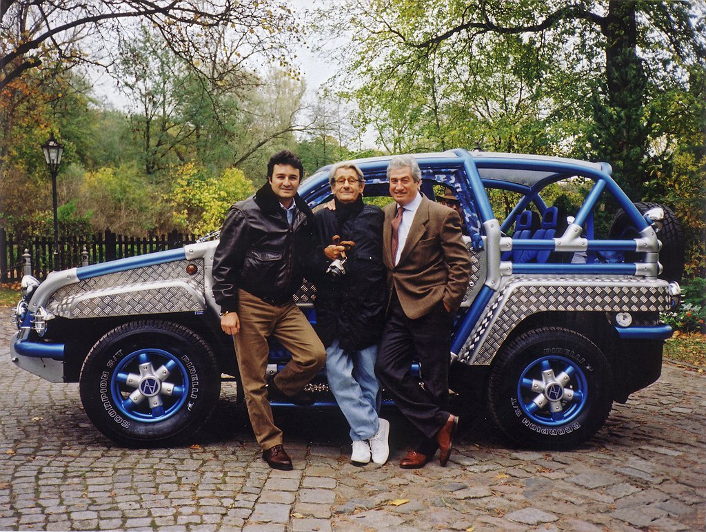 ItalDesign Touareg, 2000 - Fabrizio, Giorgetto Giugiaro and Helmut Newton