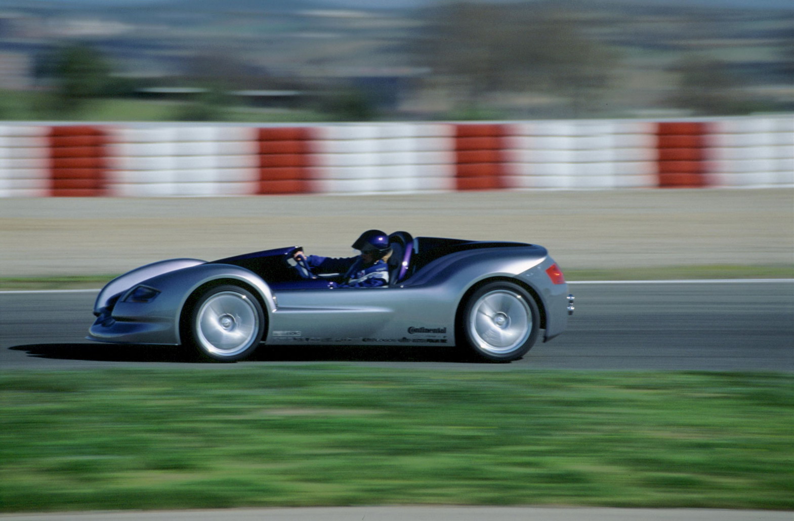 Rinspeed ADVANTIGE R<sup>one</sup>, 2001