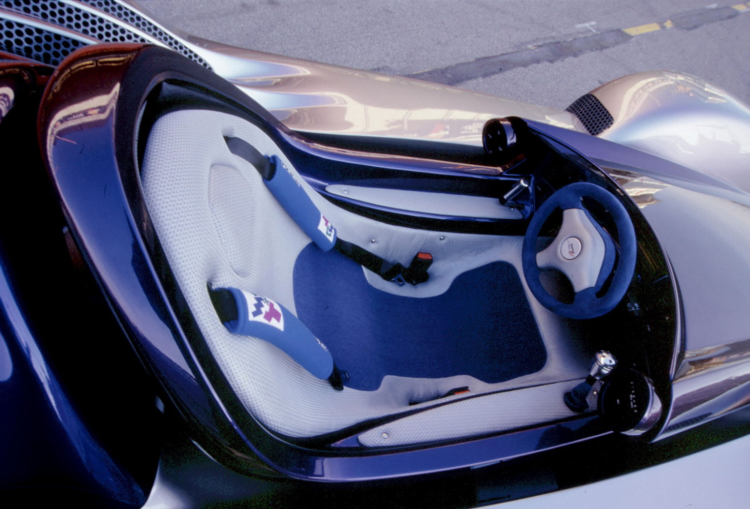 Rinspeed ADVANTIGE R<sup>one</sup> , 2001 - Interior