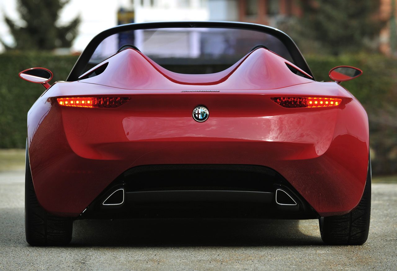 Alfa Romeo 2uettottanta (Pininfarina), 2010