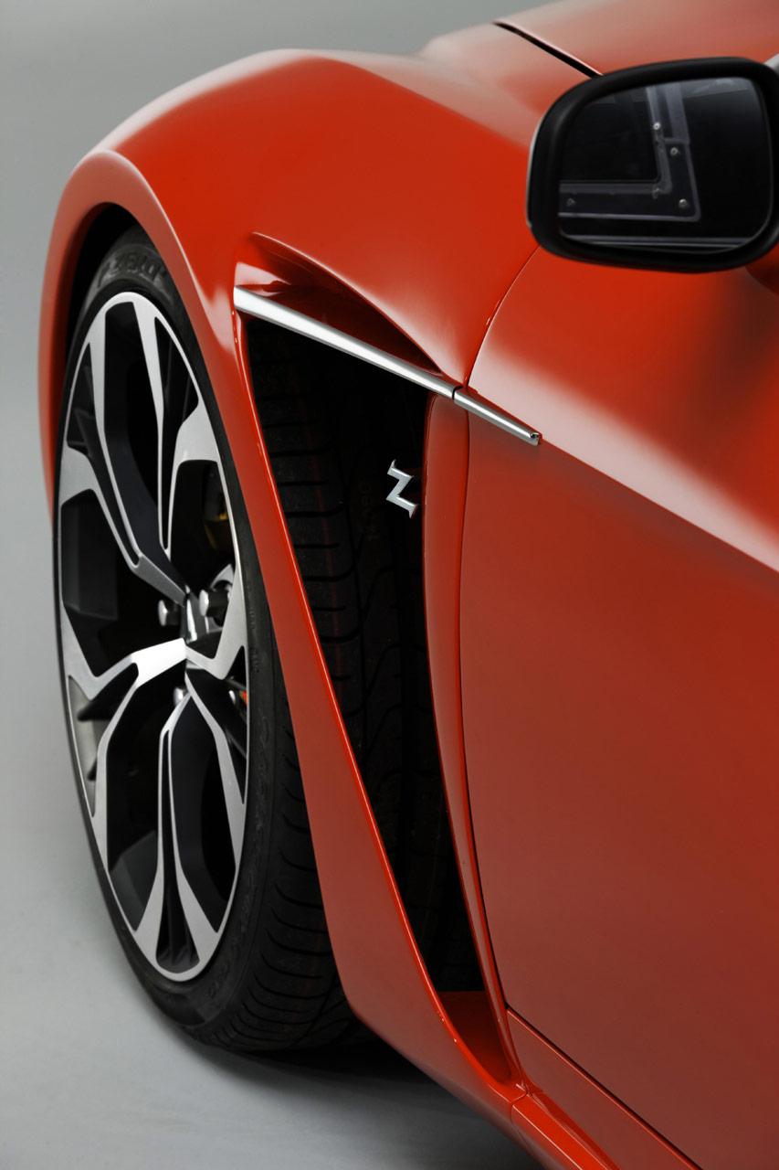 Aston Martin V12 (Zagato), 2011